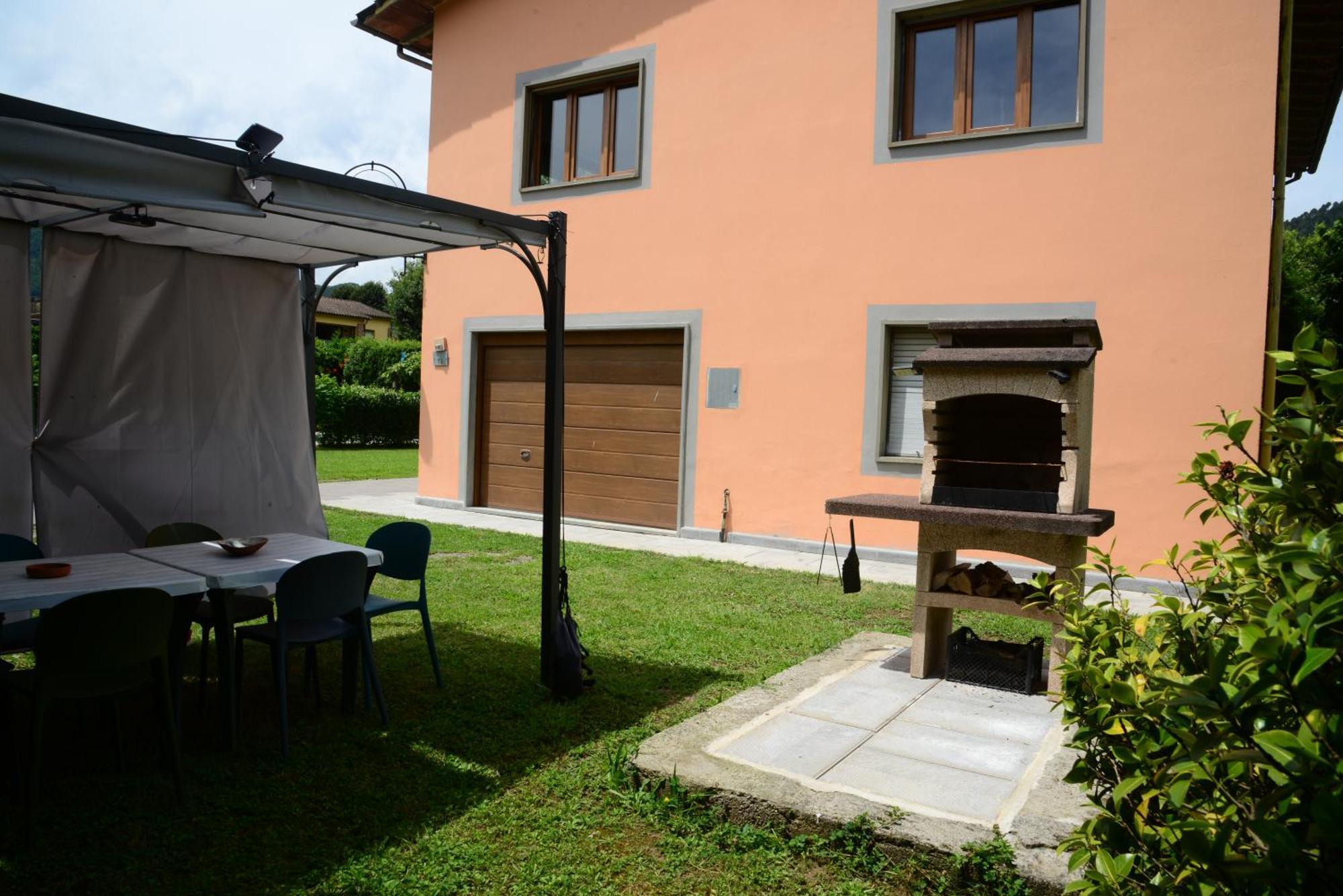 Casa Hydrangea Con Piscina E Giardino Villa Bagni di Lucca Eksteriør billede