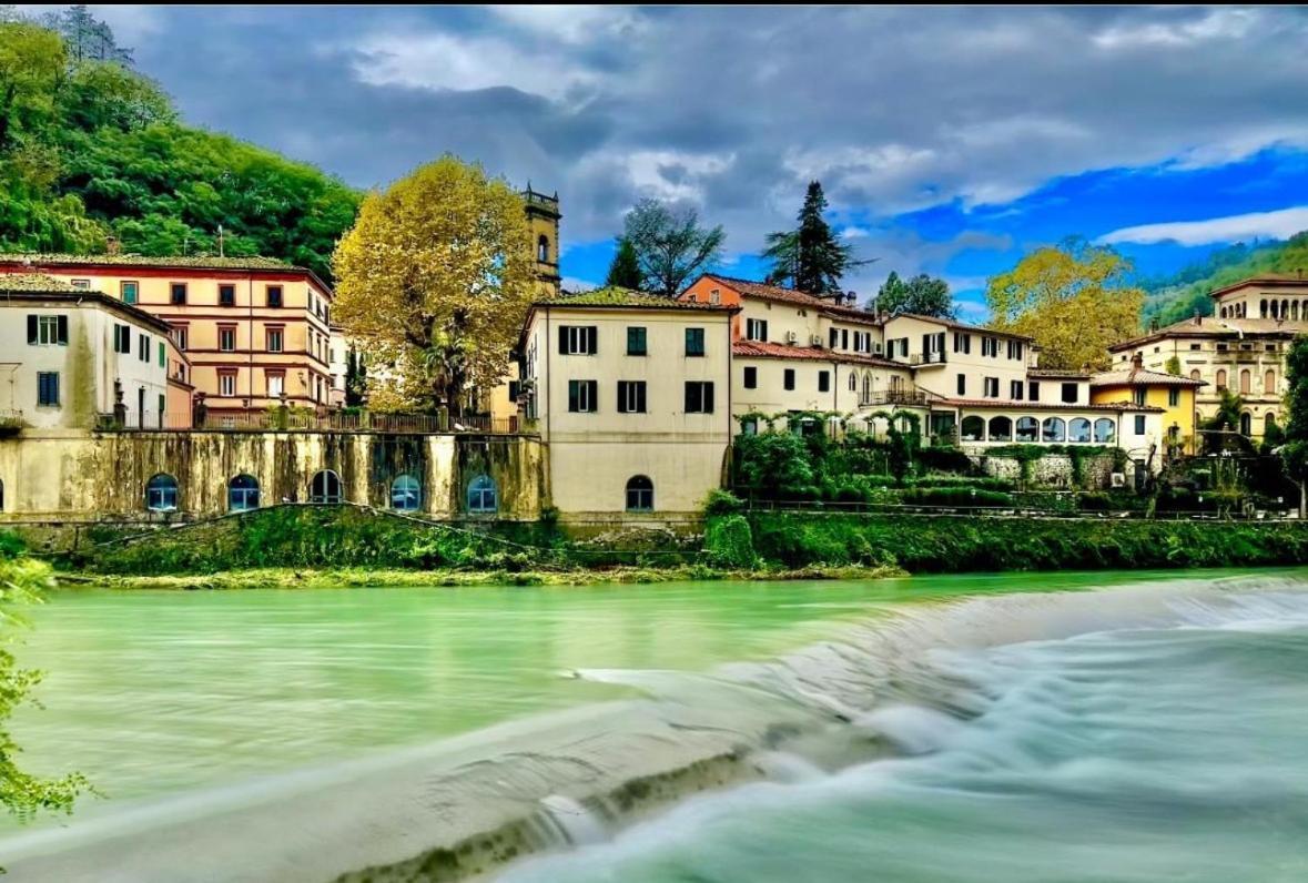 Casa Hydrangea Con Piscina E Giardino Villa Bagni di Lucca Eksteriør billede